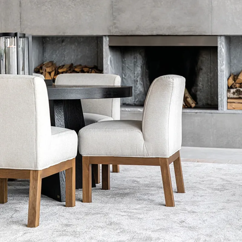 Trent uttrekkbart spisebord svart | Artwood