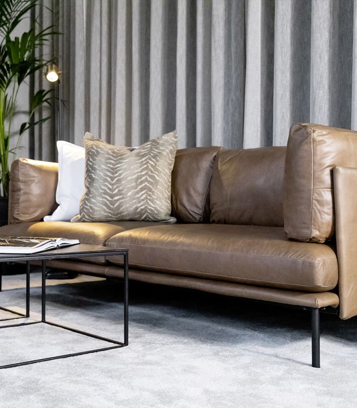 Brioche Natural Washed Sand Skinnsofa - Artwood 