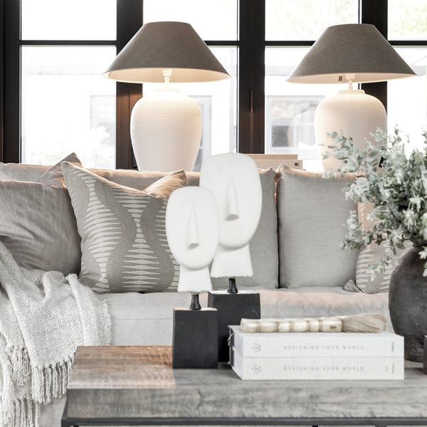 Valmiki Hvit Statue - Artwood