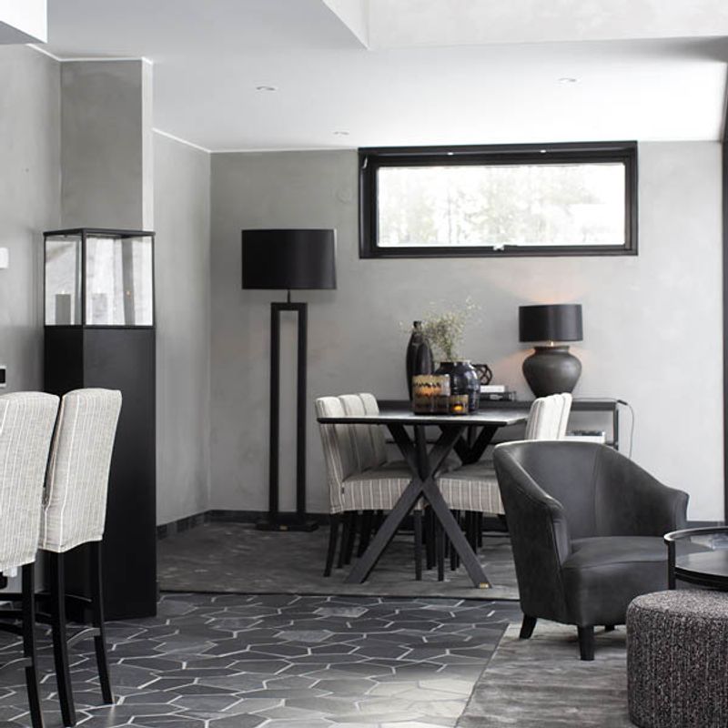 Arezzo Svart Gulvlampe - Artwood