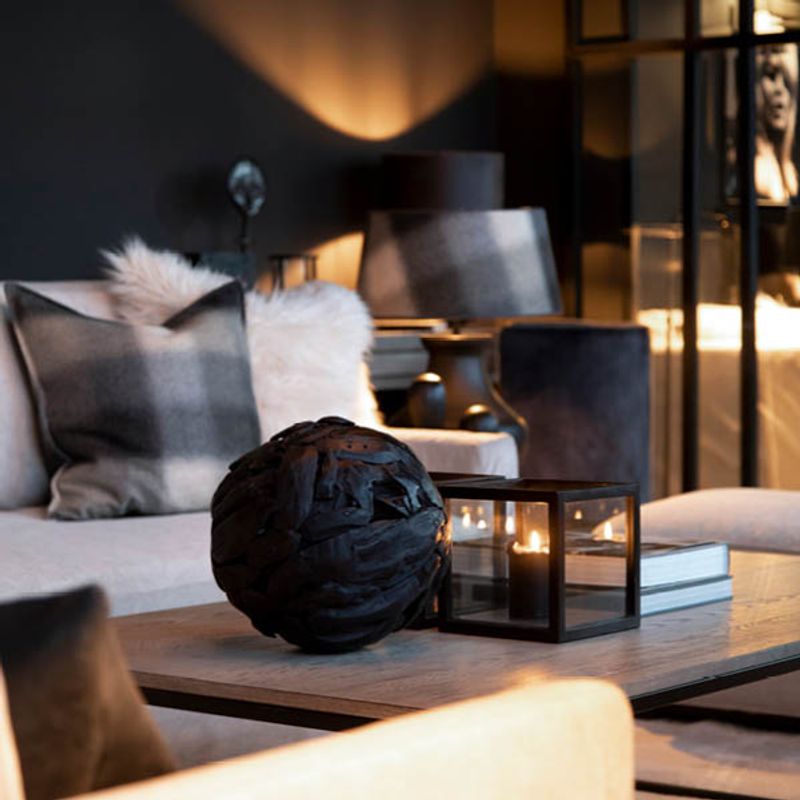Vail Globe Svart - Artwood