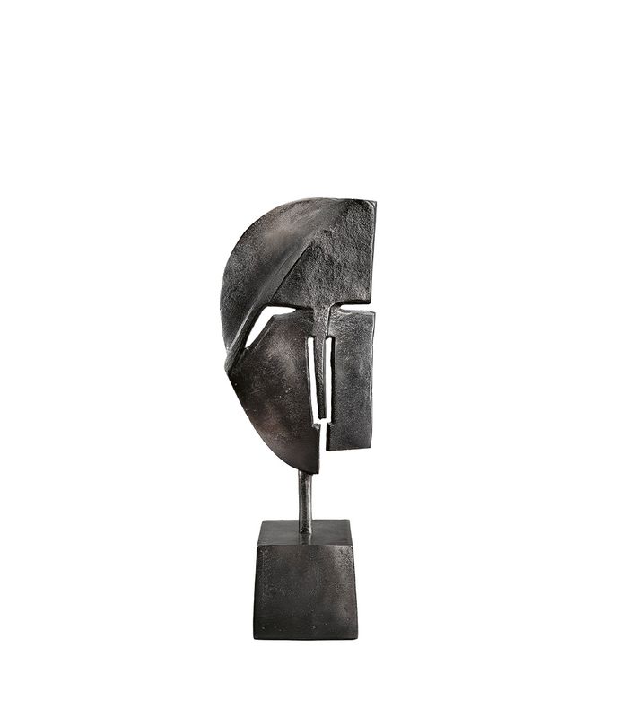 Benito Statue - Artwood 